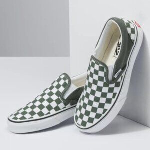 VANS Classic Slip-On Thyme/Trwht Checkerboard Size 9-men/ 10.5-Women VN0A33TB9HO